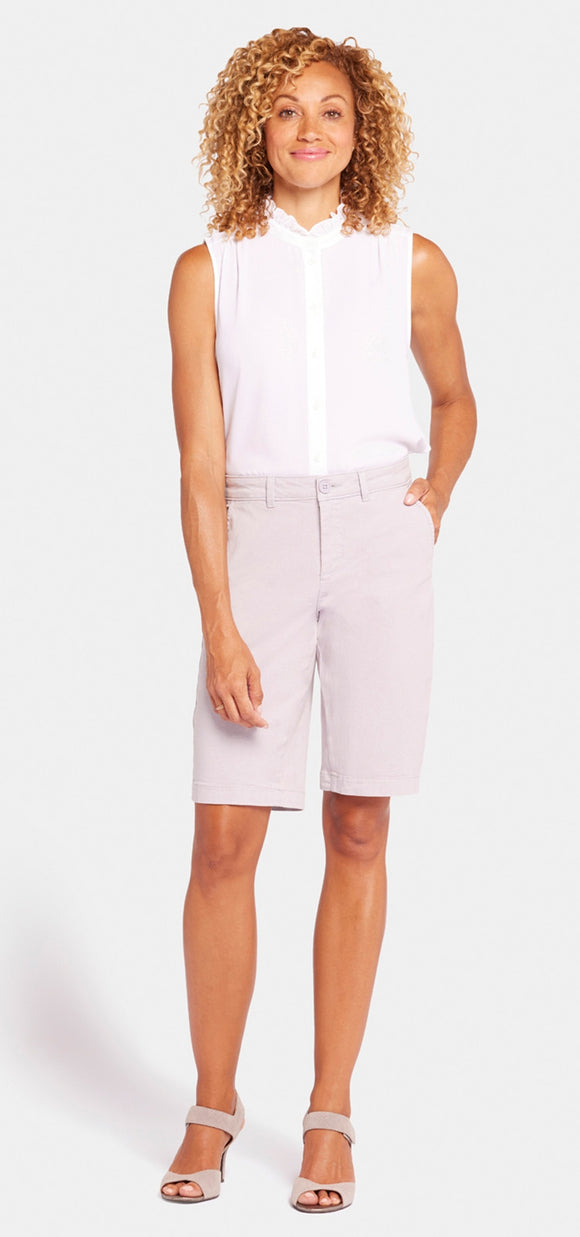 Bermuda Short Lila Stretch Twill | Pearl Grey | Shorts | NYDJ