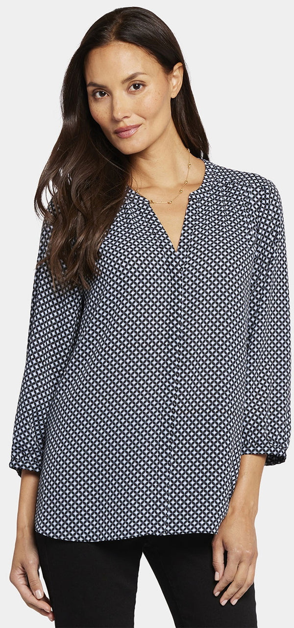 Pintuck Blouse Graphic Print | Diamond Peak | Blouse | NYDJ